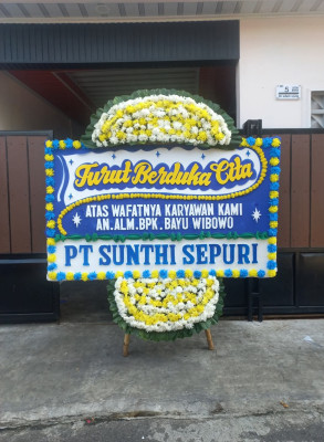 Papan Bunga Duka di Koto Beringin