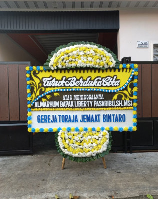 Papan Bunga Duka di Koto Beringin