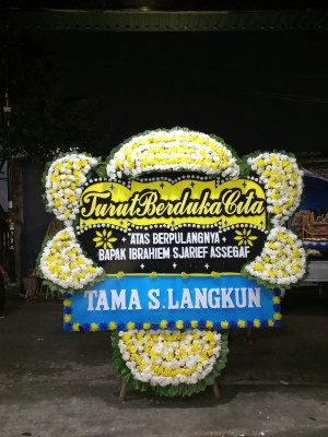 Papan Bunga Duka di Koto Beringin